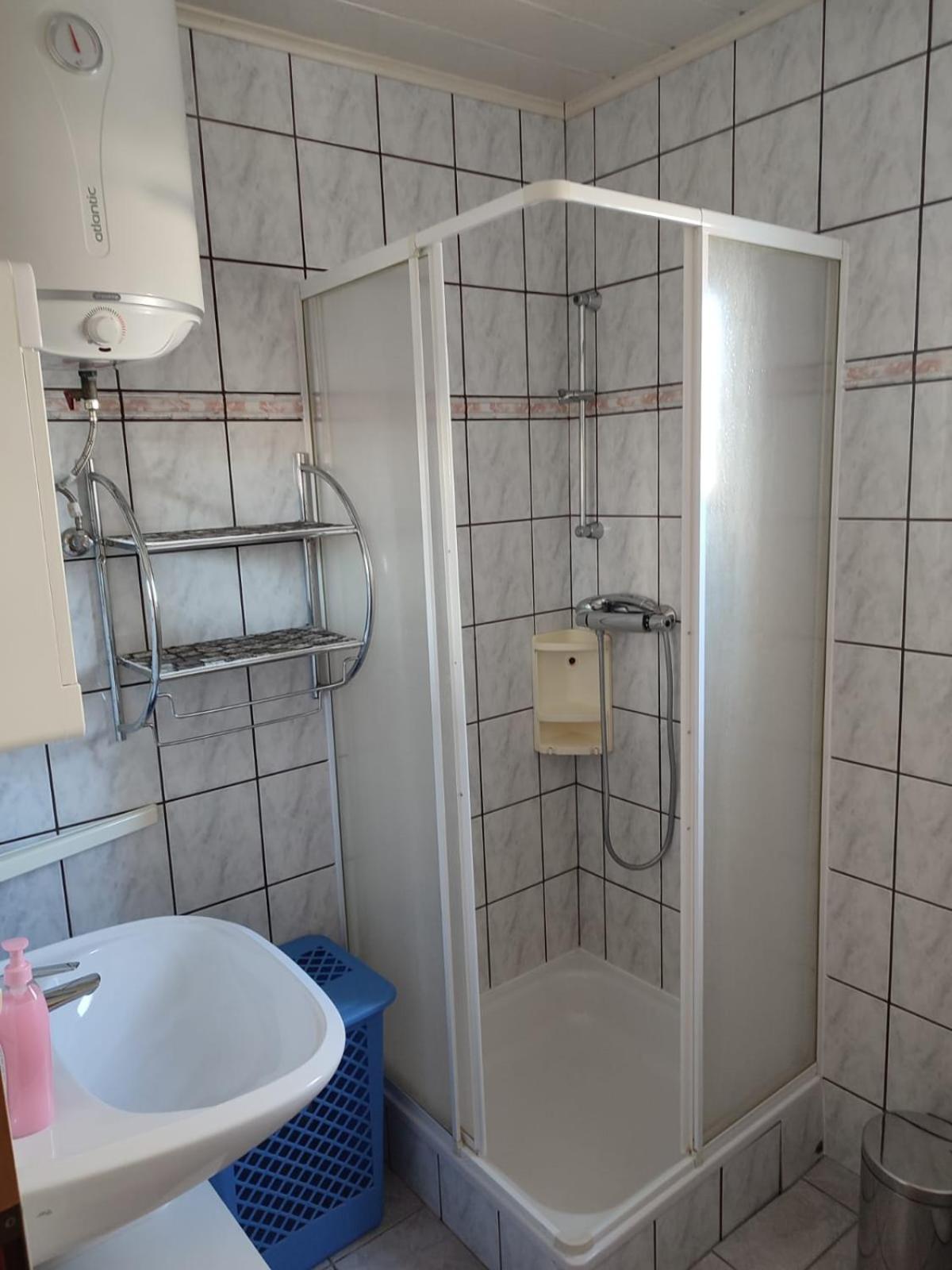 Apartments Zara Vir Eksteriør bilde